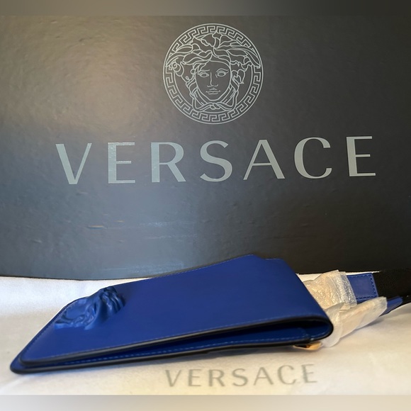 Versace mini cross-body (NEW) AUTHENTIC - Picture 11 of 12